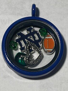 Notre Dame Fighting Irish NCAA Memory Charm Locket w/ 22 IN chain NEW